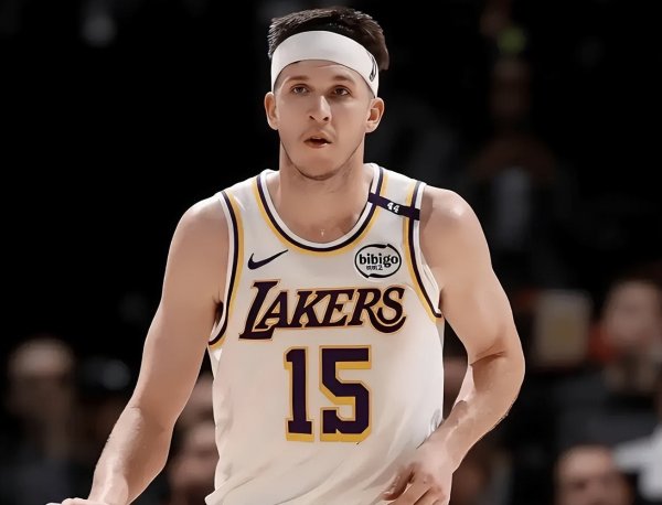 信弘优配 字母哥轰40+14+9仍无缘今日最佳! 对不起, 你碰到暴走的里夫斯了